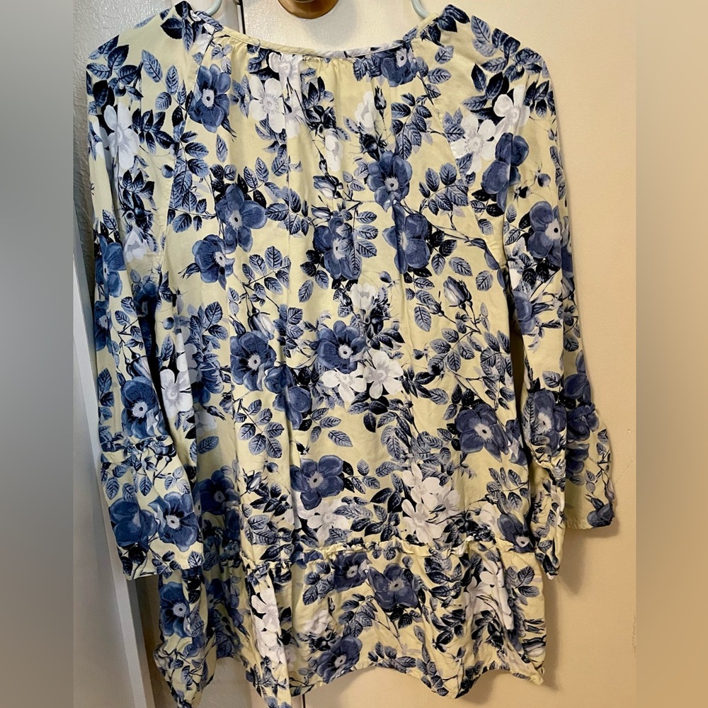 J Jill Medium Floral Blouse - Picture 7 of 8